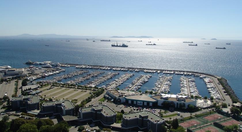 Atakoey Marina Hotel Istanbul Exteriör bild
