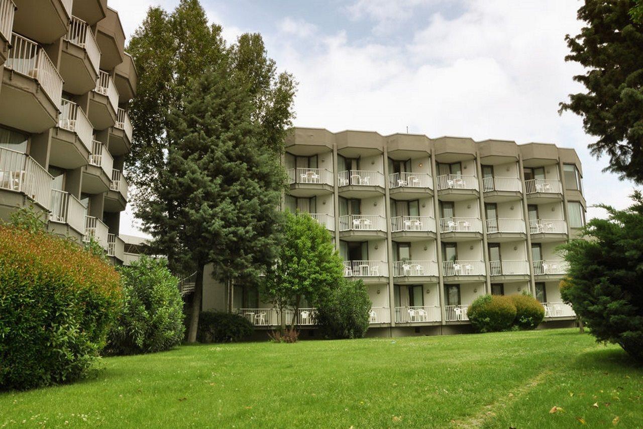 Atakoey Marina Hotel Istanbul Exteriör bild