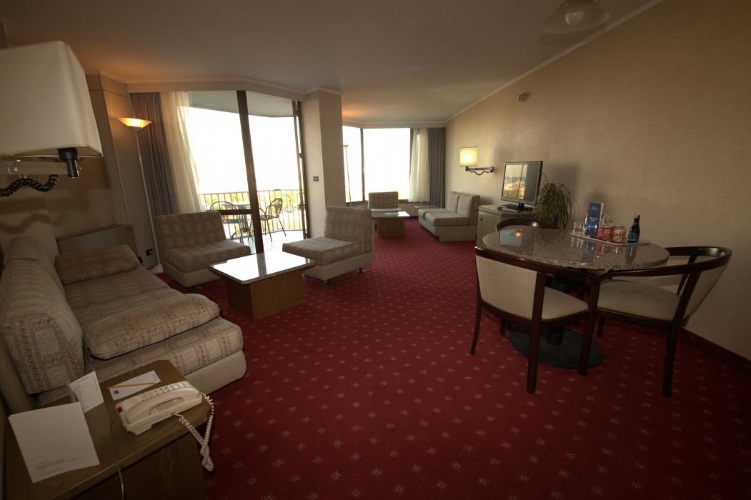 Atakoey Marina Hotel Istanbul Exteriör bild
